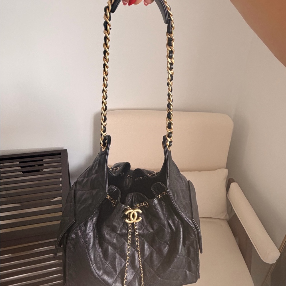 Chanel 25 medium black leather - Picture 3 of 8